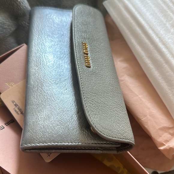 Miu Miu metallic Leather Wallet with original Package and Certificate Card - Picture 2 of 4